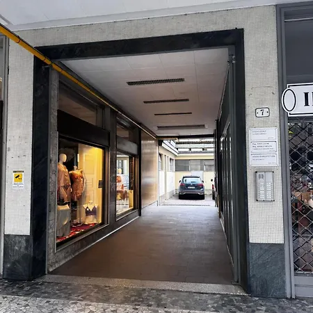 Ram7 Lux Mxp Self Check In Gallarate